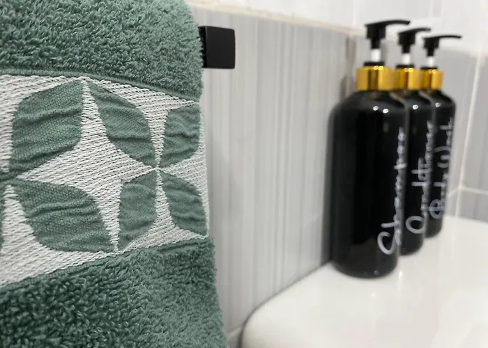 Elite Area Hub Homestay