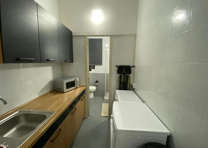 Homestay Elite Area Hub *