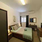 Elite Area Hub Проживание в семье *