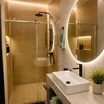 Elite Area Hub Homestay