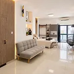 Elite Area Hub Homestay