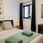 Elite Area Hub * Sliema