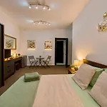 Homestay Elite Area Hub