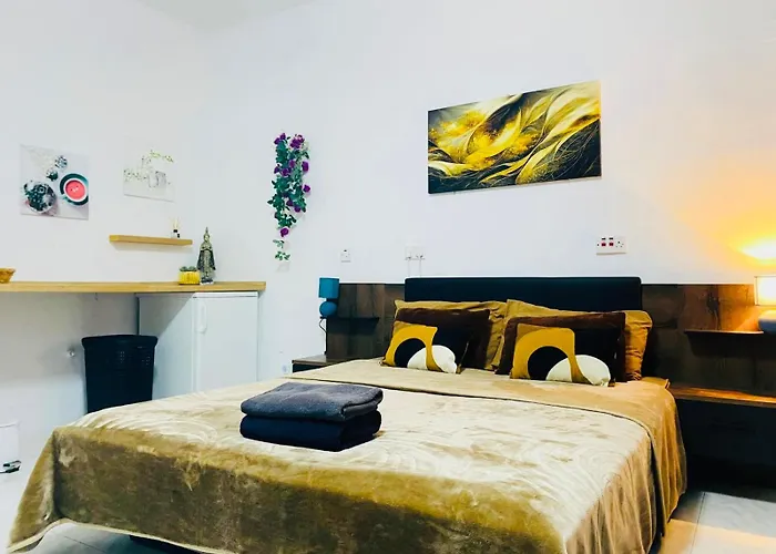 Elite Area Hub * Sliema