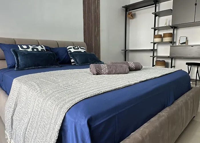 Elite Area Hub Gazde/Camere de închiriat