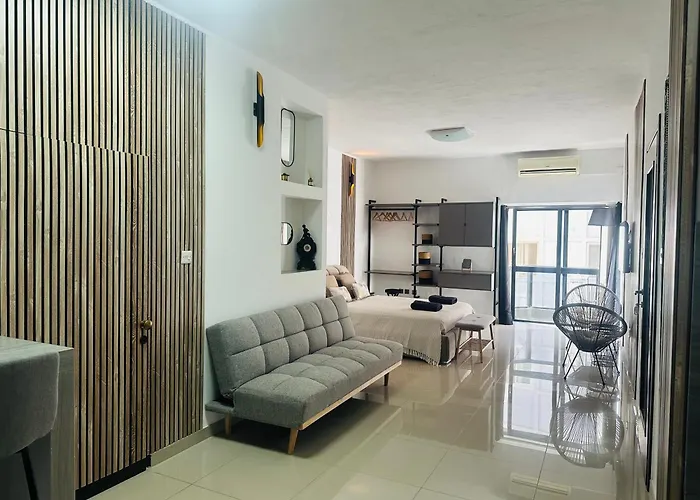 Gazde/Camere de închiriat Elite Area Hub