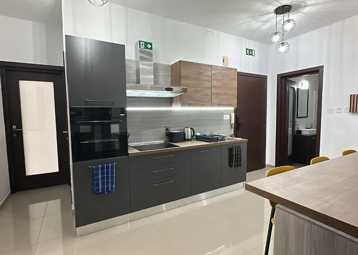 Elite Area Hub Gazde/Camere de închiriat *