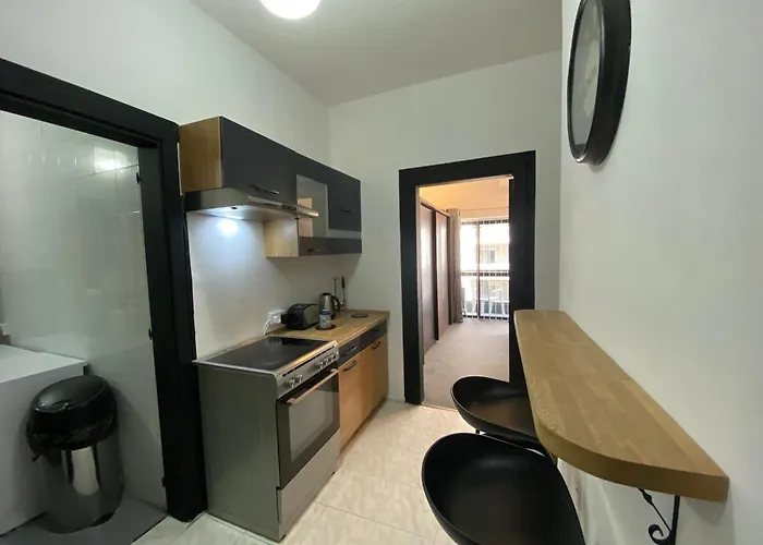 Elite Area Hub Gazde/Camere de închiriat