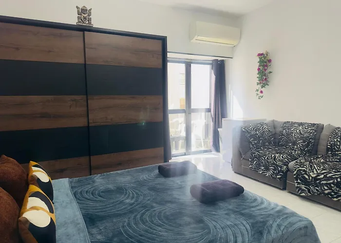 Elite Area Hub Habitación en casa particular Sliema