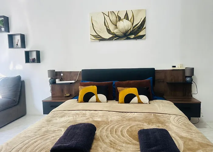 Habitación en casa particular Elite Area Hub