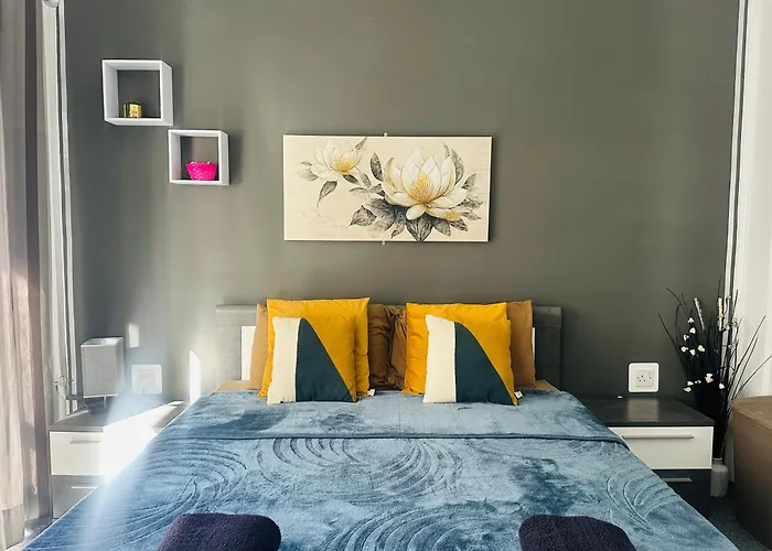 Elite Area Hub * Sliema